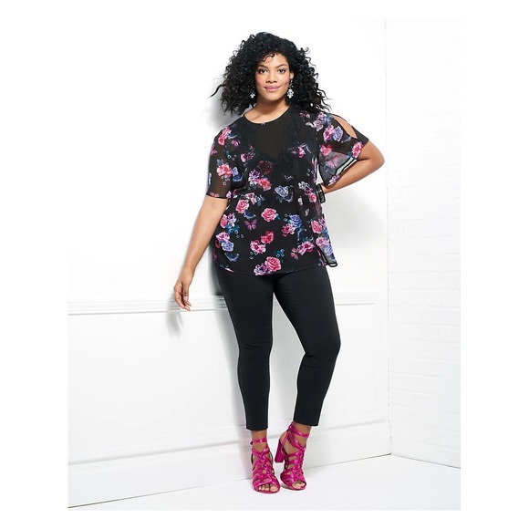 torrid Tops - Torrid Multi Color Floral Print Crinkled Chiffon Lace Trim Top Size 1 1X HW9432